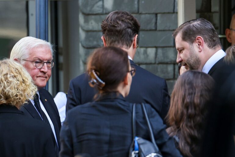 DIe Bluttat von Solingen hat nach Worten von Bundespräsident Frank-Walter Steinmeier das Land erschüttert