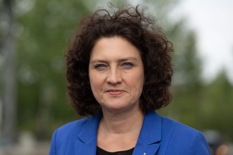 AOK-Chefin Reimann will die privaten Krankenkassen zur Kasse bitten. (Archivbild)