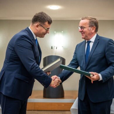 Regierungsabkommen zur Litauen-Brigade unterzeichnet.