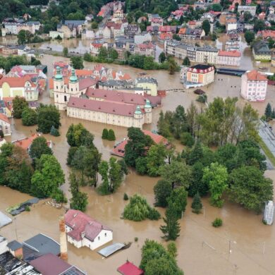 Verheerende Verwüstung in Klondzko in Polen.