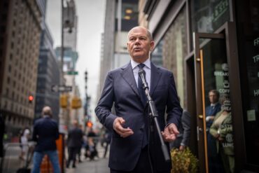 Die jüngste Landtagswahl verfolgte Scholz aus New York. (Archivbild)