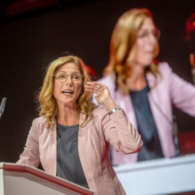 Sabine Bätzing-Lichtenthäler ist die neue SPD-Vorsitzende in Rheinland-Pfalz.
