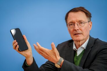 Die E-Akte mit Gesundheitsdaten soll auch am Smartphone abrufbar sein.