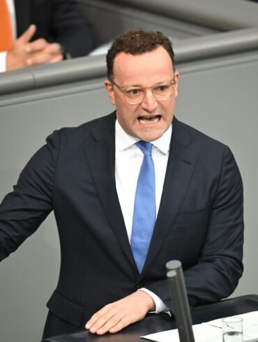 CDU-Wirtschaftspolitiker Spahn macht Habeck heftige Vorwürfe.