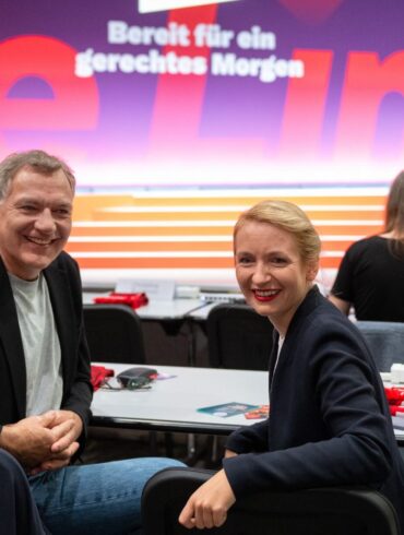 Jan van Aken und Ines Schwerdtner wollen die Linke aus der Krise führen.