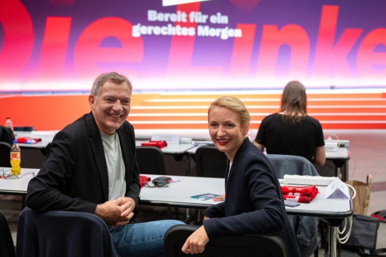 Jan van Aken und Ines Schwerdtner wollen die Linke aus der Krise führen.
