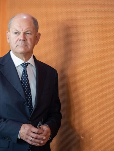 Bundeskanzler Olaf Scholz (SPD) wirbt für eine Fortsetzung der Ampel-Koalition trotz aller Schwierigkeiten. (Archivbild)