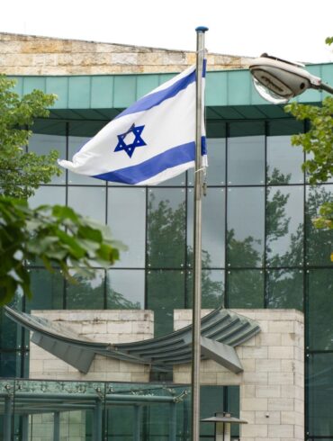 Nach Informationen der «Bild»-Zeitung hat der Verdächtige einen Anschlag auf die israelische Botschaft geplant.