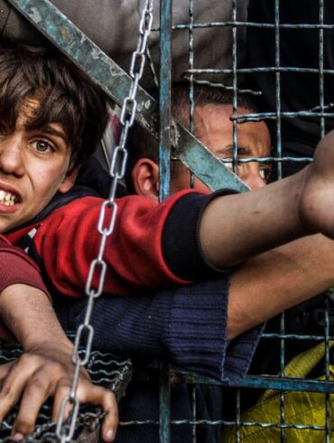 Nach Angaben des UN-Palästinenserhilfswerks UNRWA gelangen zurzeit fast keine Hilfslieferungen in den umkämpften Gazastreifen.