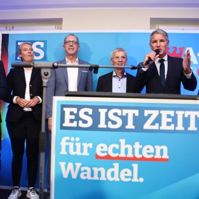 Auf der Wahlparty der AfD wurde auch das sogenannte Abschiebelied gesungen. (Archivbild)