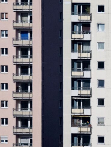 Mehr als die Hälfte der Bevölkerung in Deutschland wohnt zur Miete. (Archivbild)