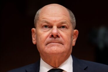 Scholz will nochmal - doch die SPD-Führung lässt sich Zeit mit der Nominierung ihres Kanzlerkandidaten. (Archivbild)