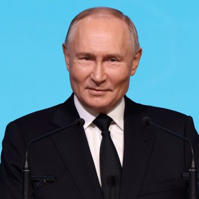Russlands Präsident wird seit vielen Jahren versuchte Wahlbeeinflussung vorgeworfen