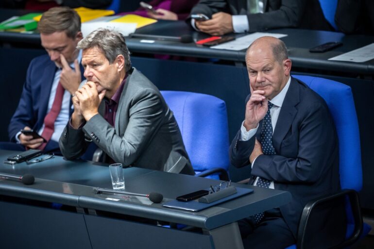 Es kriselt: Die drei Spitzen der Ampel-Koalition. (Archivbild)