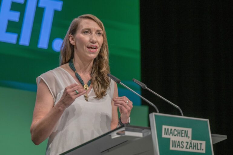 «Wir sind über 130.000 Grüne, so viele wie noch nie», sagt Emily Büning, die Politische Geschäftsführerin der Partei. (Archivbild)