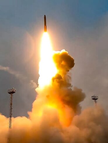 Russland soll eine Interkontinentalrakete auf die Ukraine geschossen haben. (Archivbild)