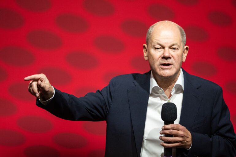 Olaf Scholz muss bis zu 19 Prozentpunkte Rückstand auf die Union aufholen, wenn er im Kanzleramt bleiben will.