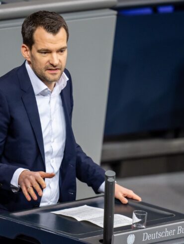 Entlastungen bei der Einkommensteuer drohen im Bundestag zu scheitern. (Archivbild)