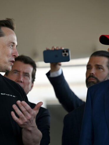 Demokraten fragen angesichts des Blockade-Manövers zum Haushalt spöttisch, wer das Sagen bei den Republikanern hat: Donald Trump oder Elon Musk? (Archivbild)