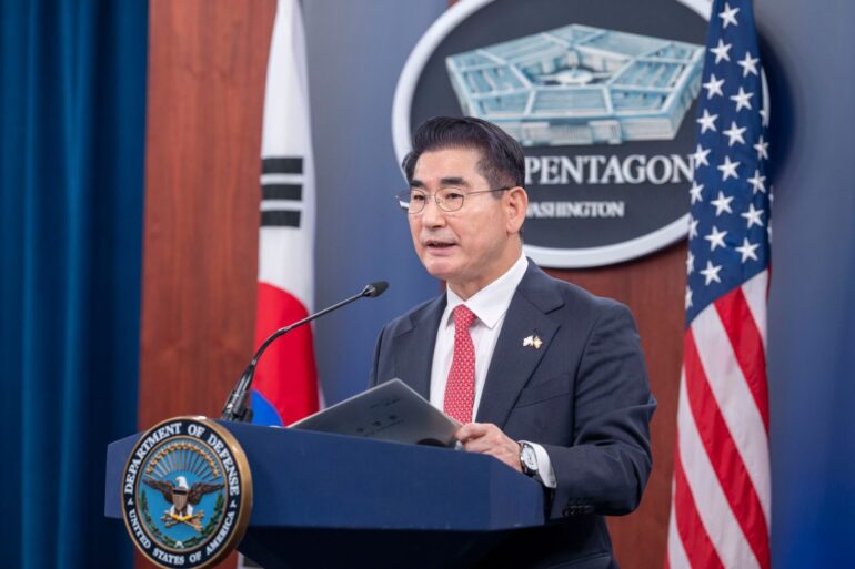 Kim Yong Hyun, ehemaliger Verteidigungsminister von Südkorea, ist von der Staatsanwaltschaft verhaftet worden.