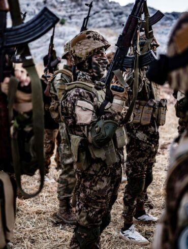Die Rebellen-Allianz in Syrien rückt auch den Nordosten des Landes vor. (Archivbild)