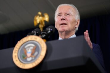 Kurz vor seinem Amtsabtritt hat Joe Biden weitere Milliarden-Hilfen für die Verteidigung der Ukraine im Krieg gegen Russland angekündigt.