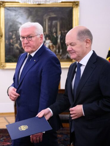 Jetzt muss nur noch der Bundespräsident der Neuwahl zustimmen.