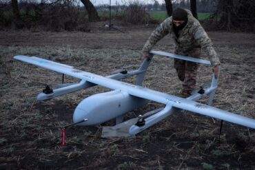 In der Nacht hat die Ukraine mit Drohnen eine Raffinerie in Südrussland attackiert. (Archivbild)