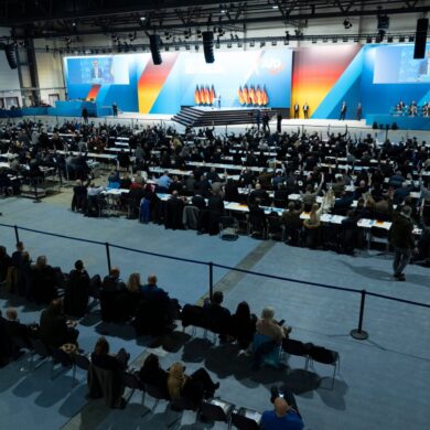 Stundenlang wird auf dem AfD-Parteitag über das Programm zur Bundestagswahl debattiert.