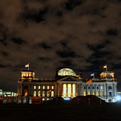 Im Bundestag stehen heute zwei Anträge der CDU/CSU-Fraktion zur Wende in der Migrationspolitik zur Abstimmung.