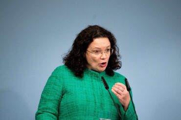 Die Vorstandsvorsitzende der Bundesagentur, Andrea Nahles, hält es für «nicht sehr wahrscheinlich», dass die Drei-Millionen-Marke in diesem Winter noch erreicht werde. (Archivbild)