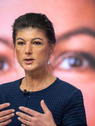 Mit mehr als 2,9 Millionen Followern ist BSW-Günderin Sahra Wagenknecht die erfolgreichste Bundestagsabgeordnete in den sozialen Medien. (Archivbild)