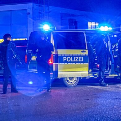 Die Polizei war auch mit Spezialkräften im Einsatz.
