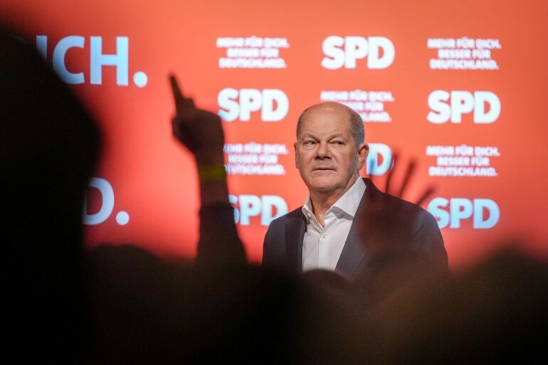 Weiteres Geld für Waffenlieferungen in die Ukraine soll es laut Kanzler Scholz nur unter einer Bedingung geben.