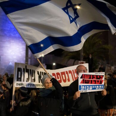 in Israel gibt es Rufe nach einer Fortsetzung des Krieges.