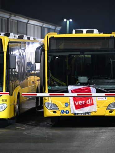 Am Freitag wird in mehreren Bundesländern der Nahverkehr bestreikt. (Symbolbild)