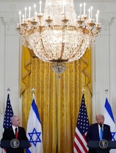 Auch bei Trumps Pressekonferenz mit Netanjahu wird deutlich: Es weht ein neuer Wind im Weißen Haus.