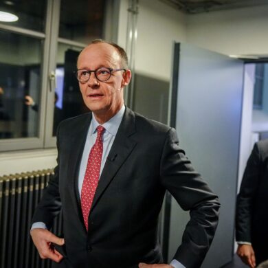 In der «Wahlarena» werden die Kanzlerkandidaten nacheinander befragt. Friedrich Merz von der Union ist zuerst an der Reihe.