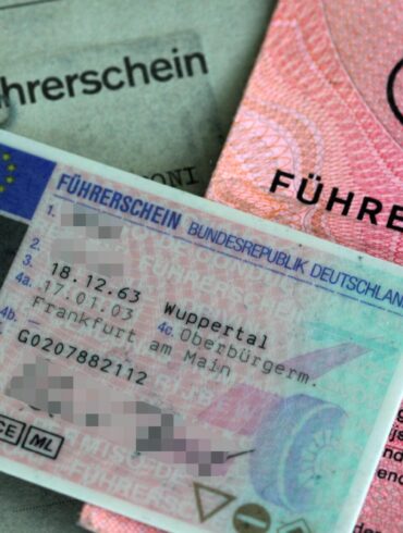 Bis ein digitaler Führerschein kommt, könnte es noch dauern (Archivbild).