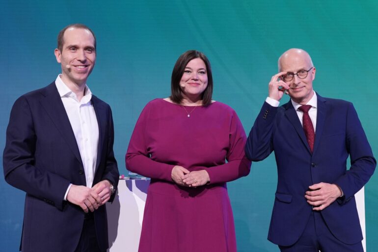 Sie treten bei der Bürgerschaftswahl als Kandidaten zum Bürgermeister an: Dennis Thering für die CDU, Katharina Fegebank für die SPD und Peter Tschentscher für die SPD. (Archivbild)