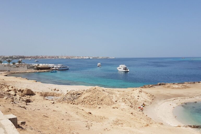 Vor dem Urlaubsort Hurghada ist ein Urlauber-Boot gesunken. (Archivbild)