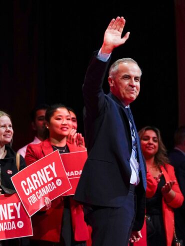Der Wahlsieger Carney muss sich Trumps aggressiver Politik widersetzen.