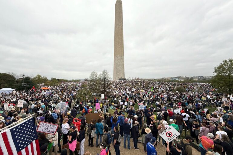 Eine große Demonstration gab es in der US-Hauptstadt Washington, unweit des Weißen Hauses.