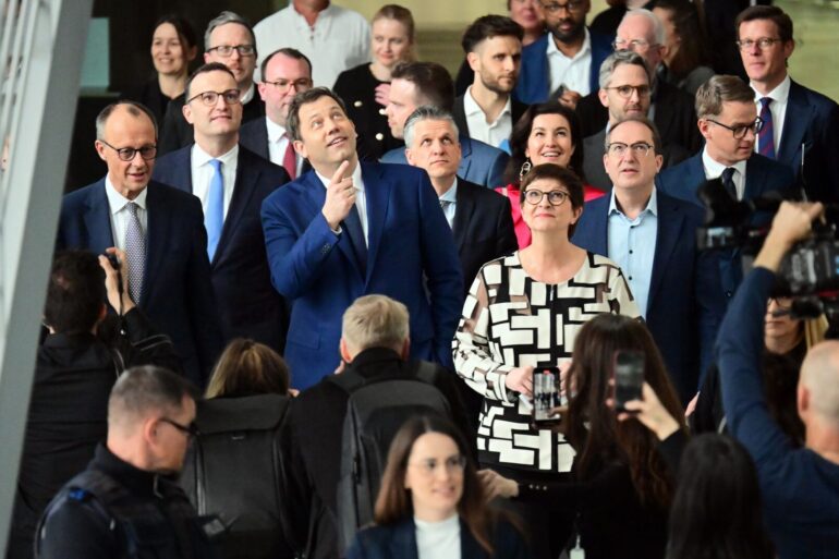 Wen CDU, CSU und SPD ins Kabinett des wohl künftigen Kanzlers Friedrich Merz schicken werden, ist noch offen.