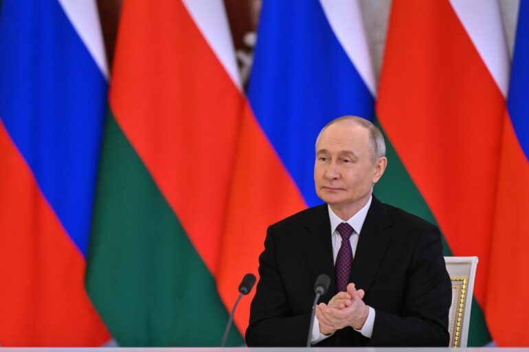 Kremlchef Putin hat eine dreitägige Waffenruhe im Ukraine-Krieg verkündet. (Archivbild)