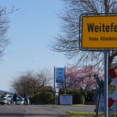 In den frühen Morgenstunden wurden in Weitefeld drei Tote gefunden. Was ist geschehen?