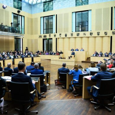 Kommunale Altschulden, Abschuss von Wölfen, K.-o.-Tropfen - damit beschäftigt sich die Länderkammer.