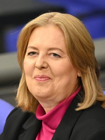 Bärbel Bas (SPD) ist in der neuen Bundesregierung Ministerin für Arbeit und Soziales. (Archivbild)