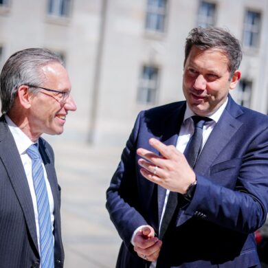 Vizekanzler Klingbeil hat das Finanzministerium übernommen.