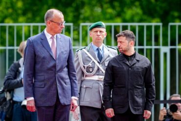 Merz hat der Ukraine Unterstützung beim Bau eigener Raketen zugesagt.